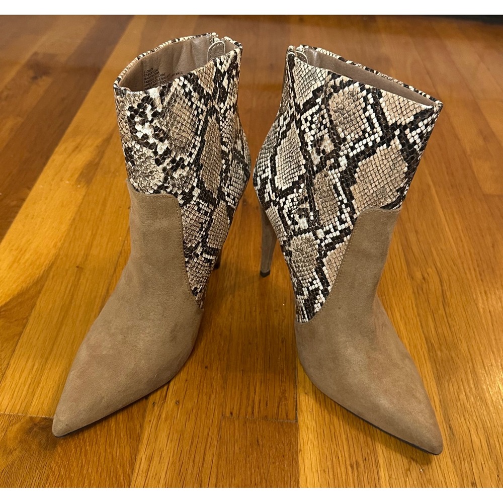 ShoeDazzle Lizbeth Snakeskin Faux Suede Pointed Toe Stiletto Ankle Boots Tan 9